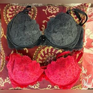 Victoria's Secret Lace Push-Up Front Closure Bra Duo - Black and Red